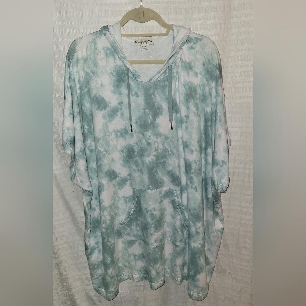 Kookaburra by Ugg beach cover up.  Like new.  Blue green tie dye.  Size XS-S.